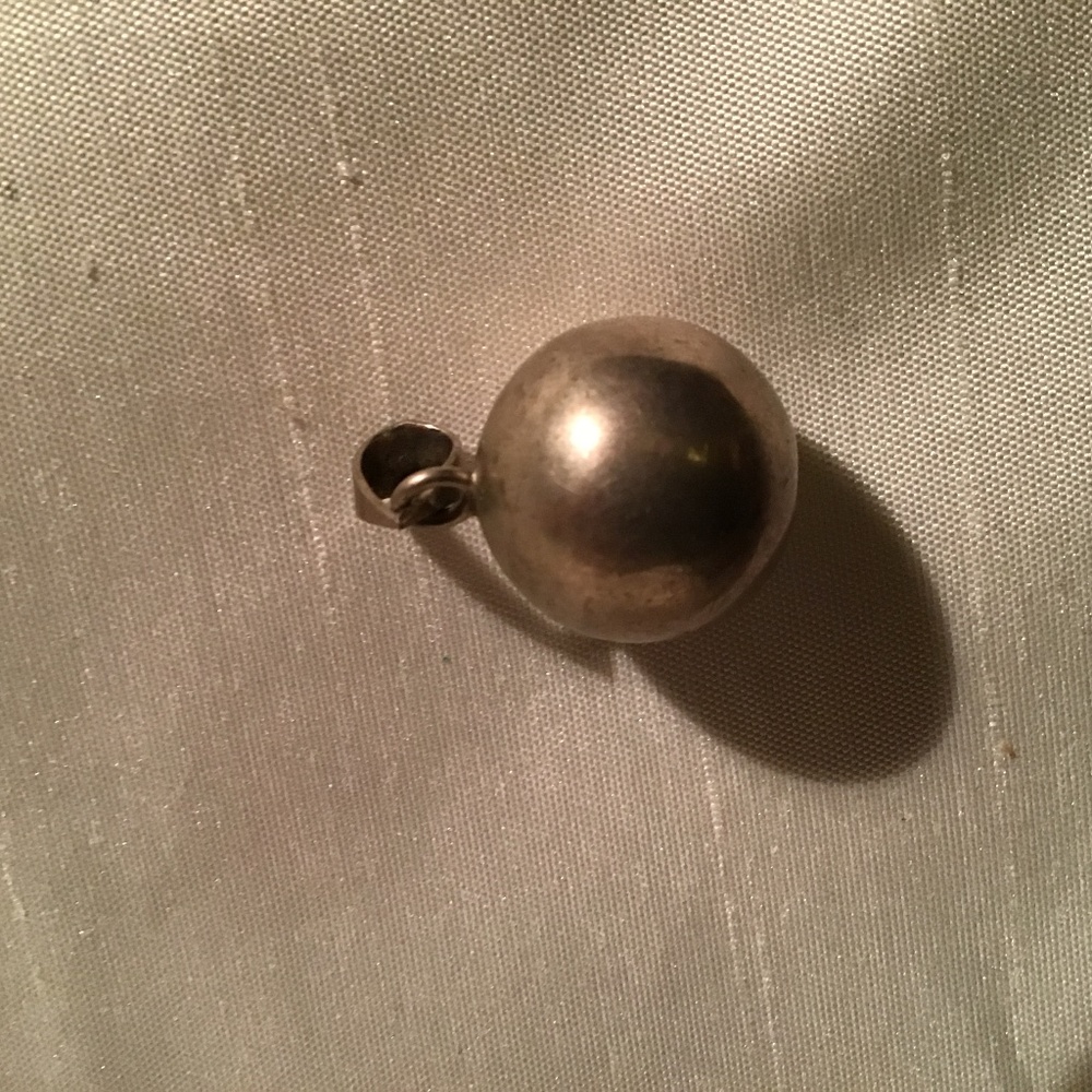 Ball sterling pendant